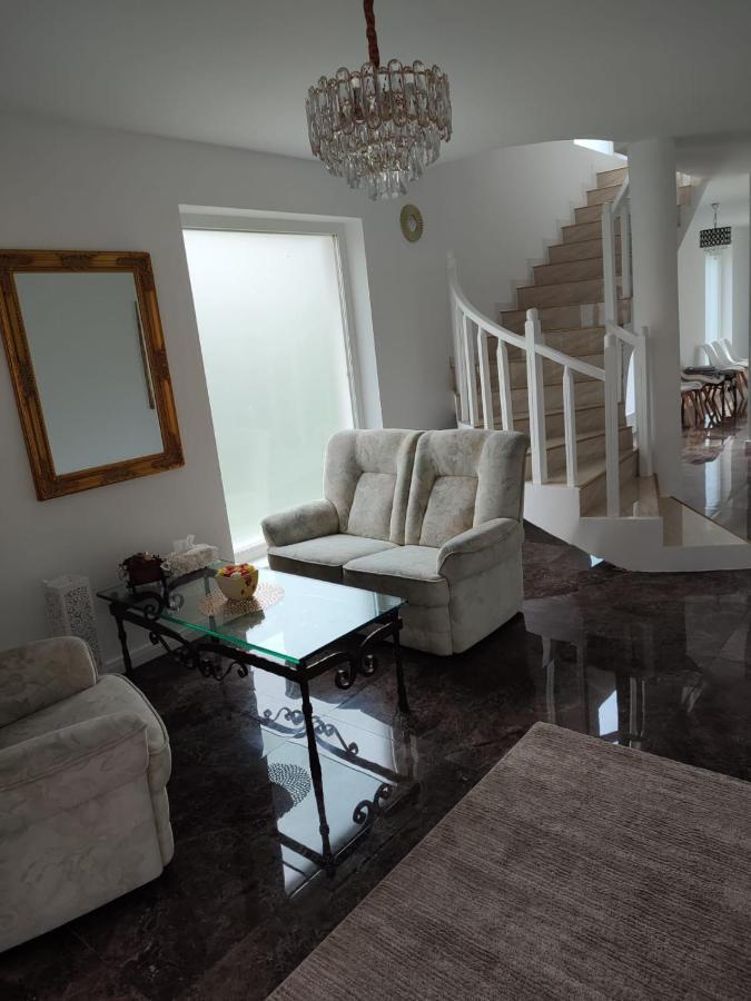 Casa Anne Hotel Baile Herculane Ngoại thất bức ảnh