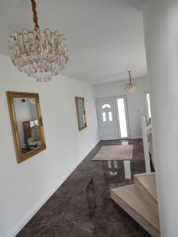 Casa Anne Hotel Baile Herculane Ngoại thất bức ảnh
